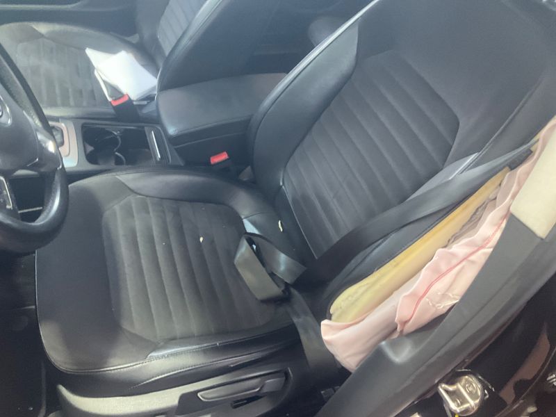 Volkswagen Passat 2.0 TDI Highline BlueMotion Tech 2014 – снимка на щета