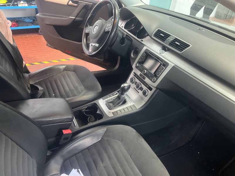 Volkswagen Passat 2.0 TDI Highline BlueMotion Tech 2014 – снимка на щета