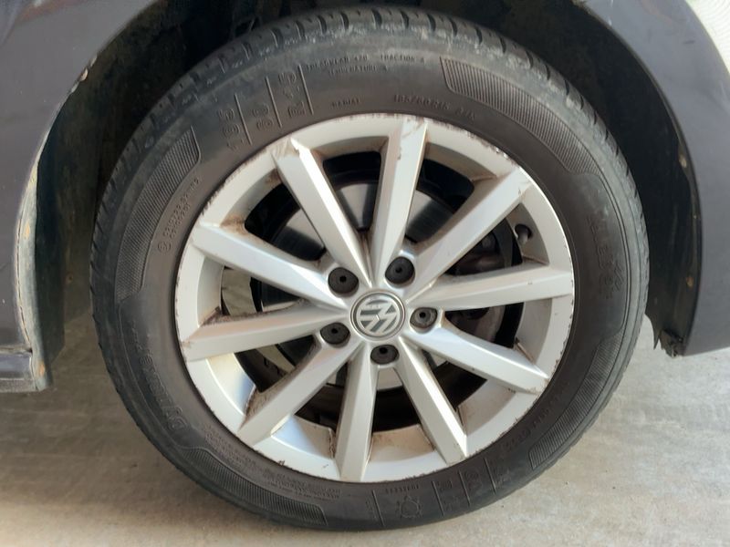 Volkswagen Polo 1.2 TSI Lounge BlueMotion Tech 2015 – снимка 11