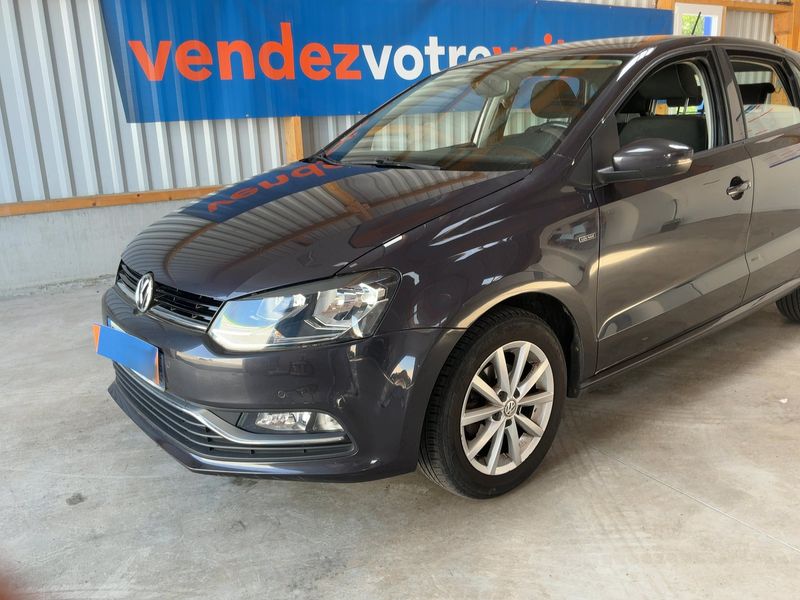 Volkswagen Polo 1.2 TSI Lounge BlueMotion Tech 2015 – снимка 2
