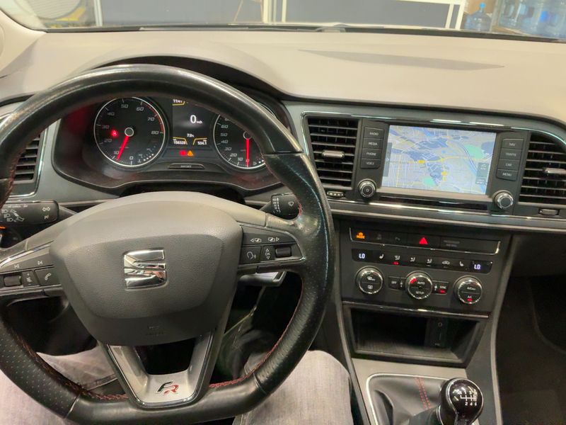 Seat Leon 1.4 TSI ACT FR 2015 – снимка 17