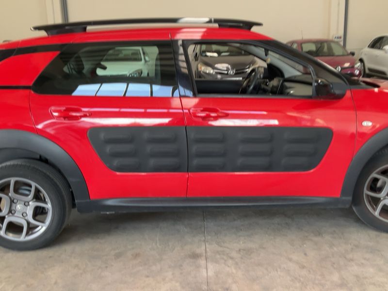 Citroen C4 Cactus 1.2 e-VTi Feel 2015 – снимка 10