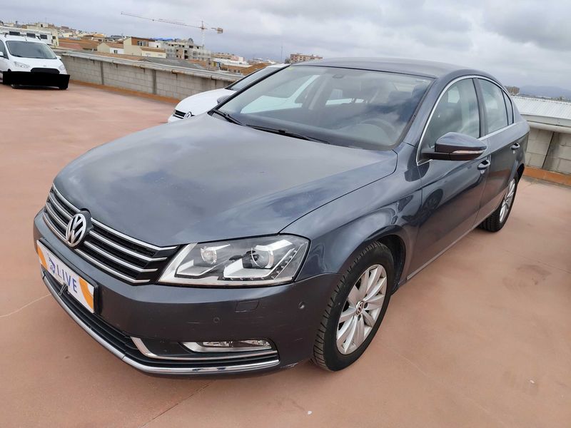 Volkswagen Passat 2.0 TDI Advance BlueMotion Tech 2013 – снимка 1