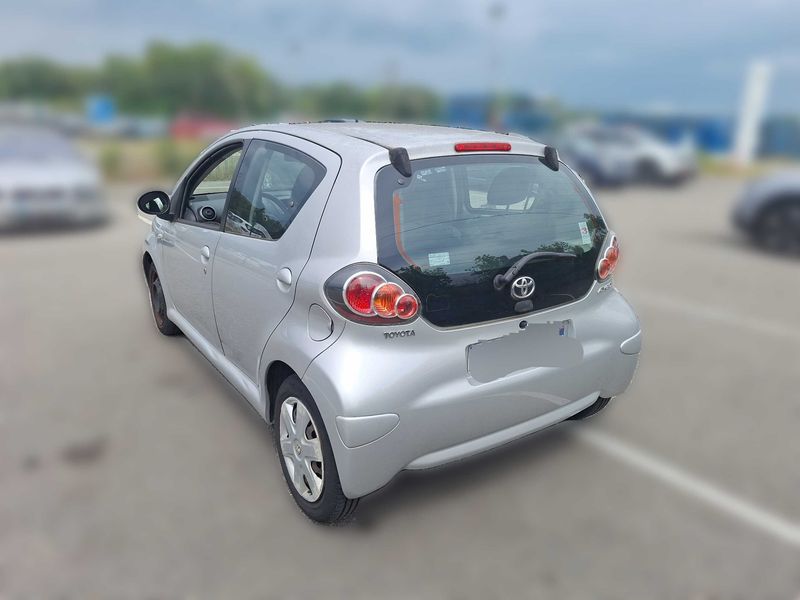Toyota Aygo 1.0 Confort 2009 – снимка 3