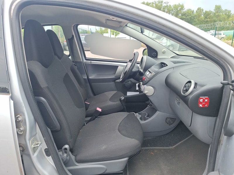 Toyota Aygo 1.0 Confort 2009 – снимка 10