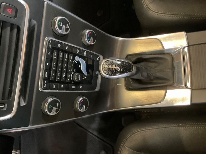 Volvo V60 2.0 D4 Summum 2014 – снимка 32