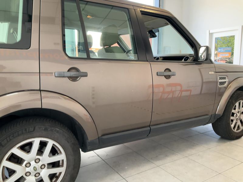 Land Rover Discovery 4 2.7 Td V6 TDV6 SE 2010 – снимка 10