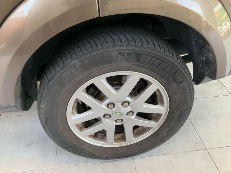 Land Rover Discovery 4 2.7 Td V6 TDV6 SE 2010 – снимка 5