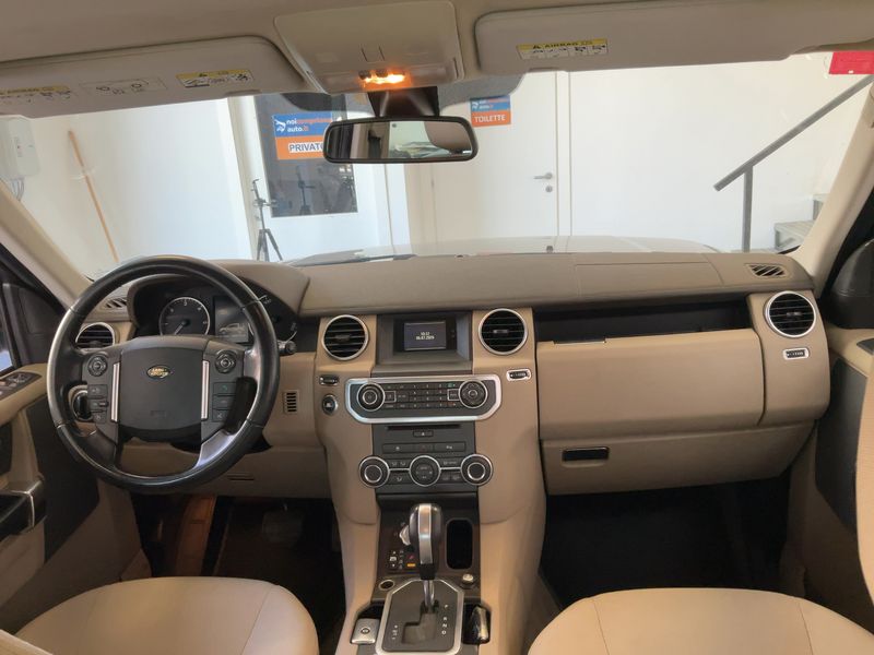 Land Rover Discovery 4 2.7 Td V6 TDV6 SE 2010 – снимка 17