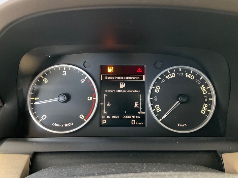 Land Rover Discovery 4 2.7 Td V6 TDV6 SE 2010 – снимка 18