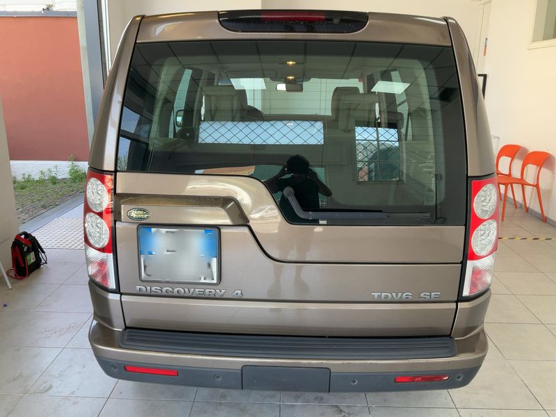Land Rover Discovery 4 2.7 Td V6 TDV6 SE 2010 – снимка 7