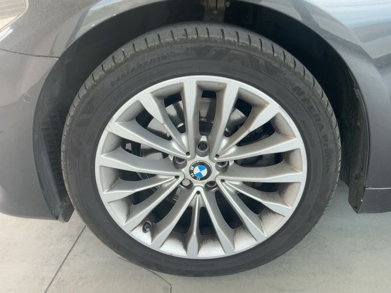 BMW 5er 520d xDrive Luxury Line 2018 – снимка 3