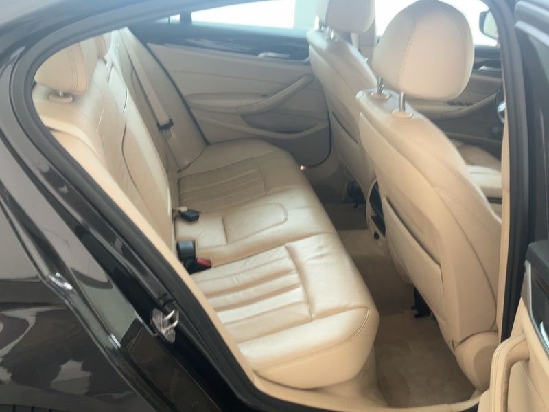 BMW 5er 520d xDrive Luxury Line 2018 – снимка 19