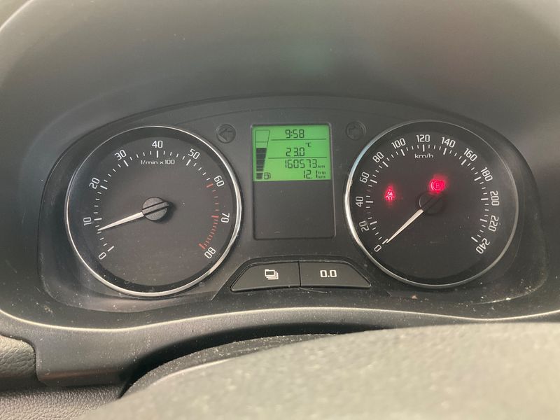 Skoda Fabia 1.2 TSI Family 2013 – снимка 4