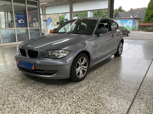 BMW 1er 116i 2011 – снимка 1