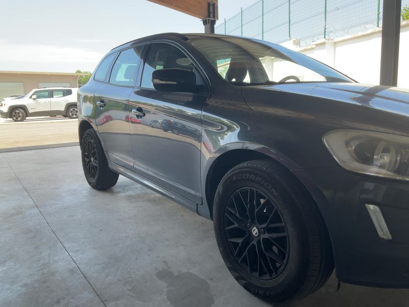 Volvo XC60 2.0 D3 Kinetic 2WD 2016 – снимка 12