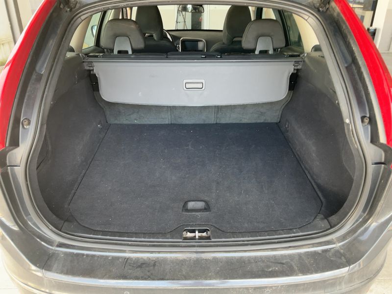 Volvo XC60 2.0 D3 Kinetic 2WD 2016 – снимка 15