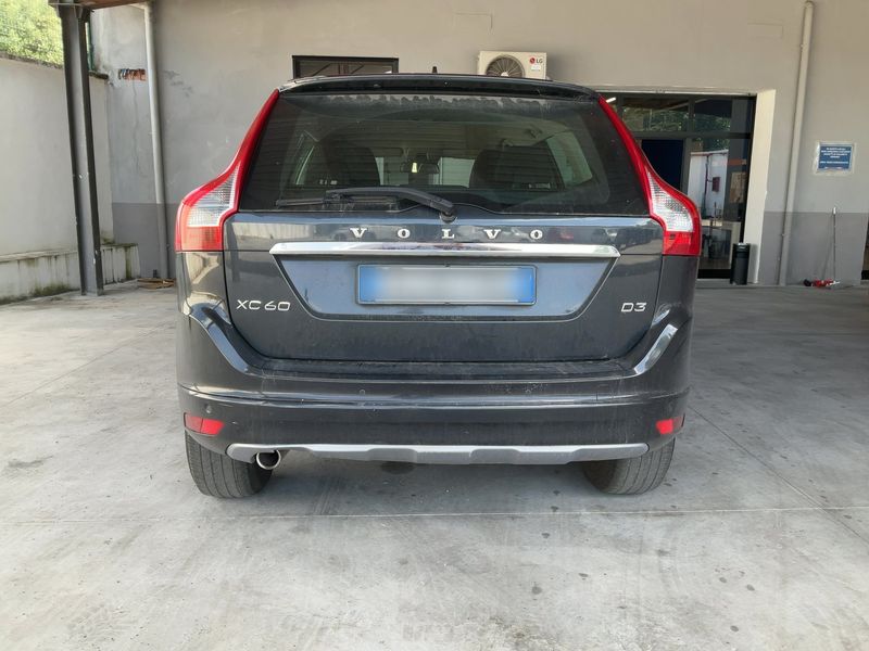 Volvo XC60 2.0 D3 Kinetic 2WD 2016 – снимка 7