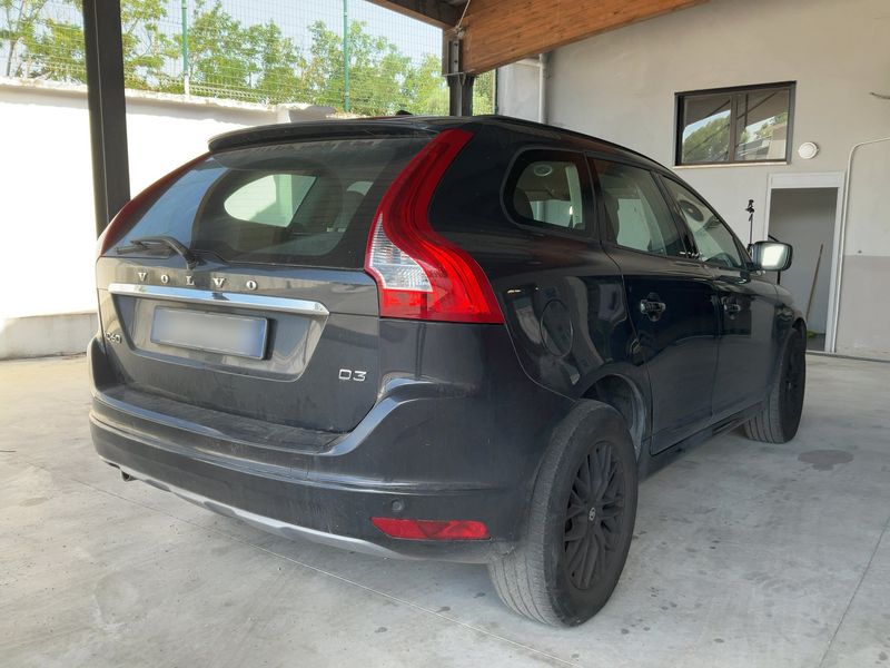 Volvo XC60 2.0 D3 Kinetic 2WD 2016 – снимка 8