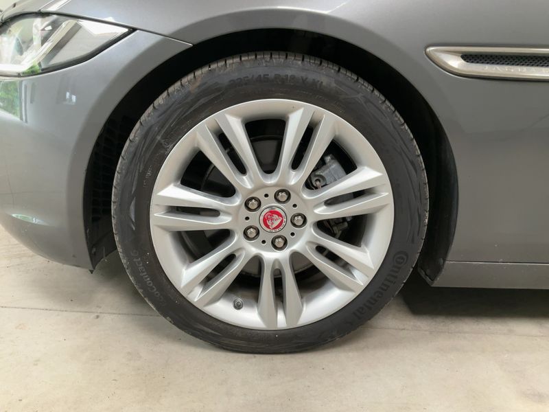 Jaguar XE 20d Business 2017 – снимка 3