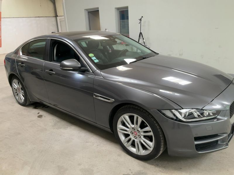 Jaguar XE 20d Business 2017 – снимка 12