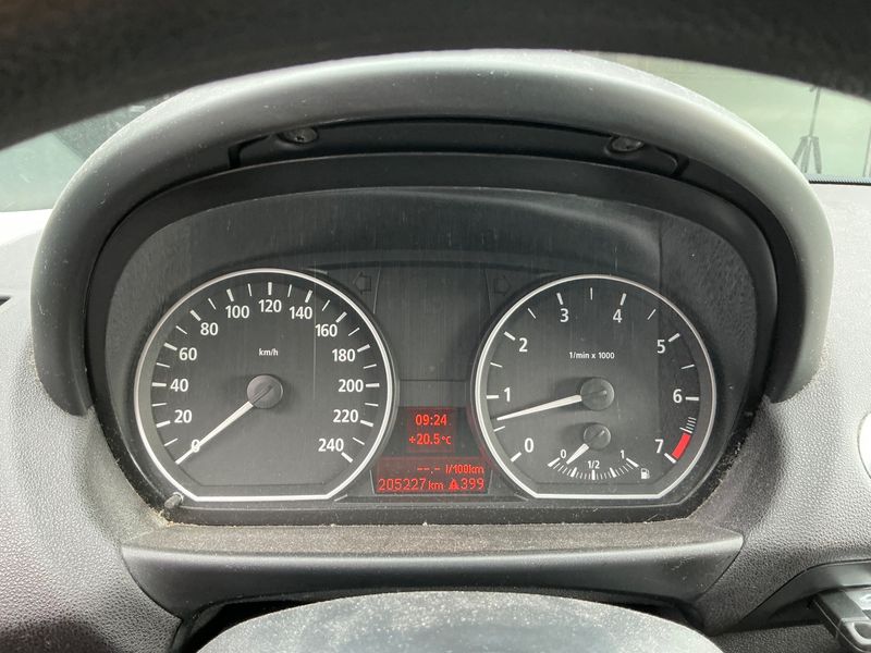 BMW 1er 118i 2006 – снимка 4