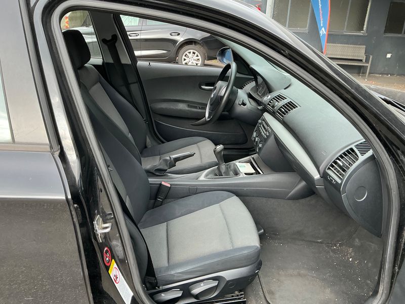 BMW 1er 118i 2006 – снимка 3