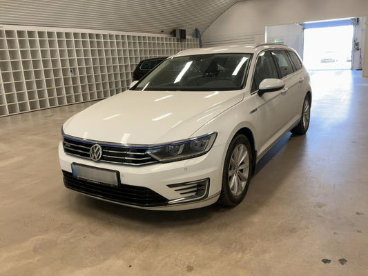 Volkswagen Passat 1.4 GTE 2016 – снимка 1