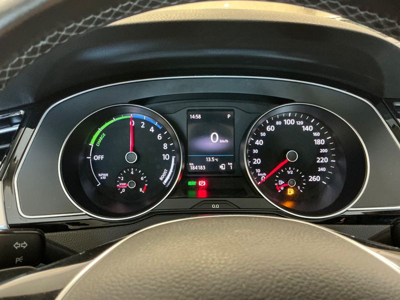 Volkswagen Passat 1.4 GTE 2016 – снимка 19
