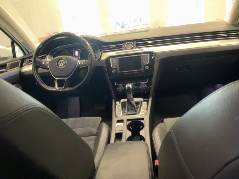 Volkswagen Passat 1.4 GTE 2016 – снимка 18