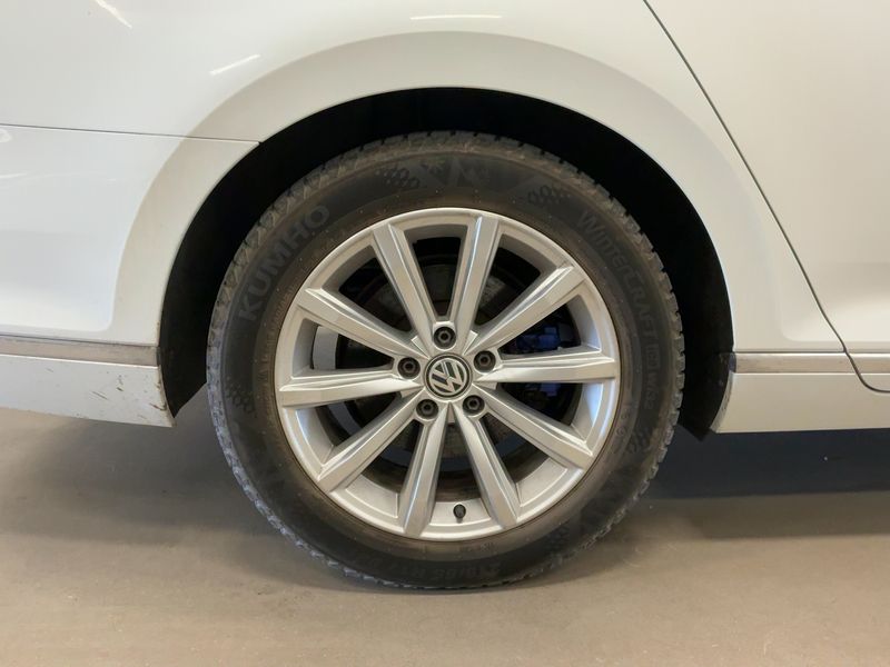 Volkswagen Passat 1.4 GTE 2016 – снимка 9