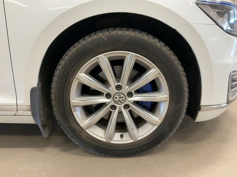 Volkswagen Passat 1.4 GTE 2016 – снимка 11
