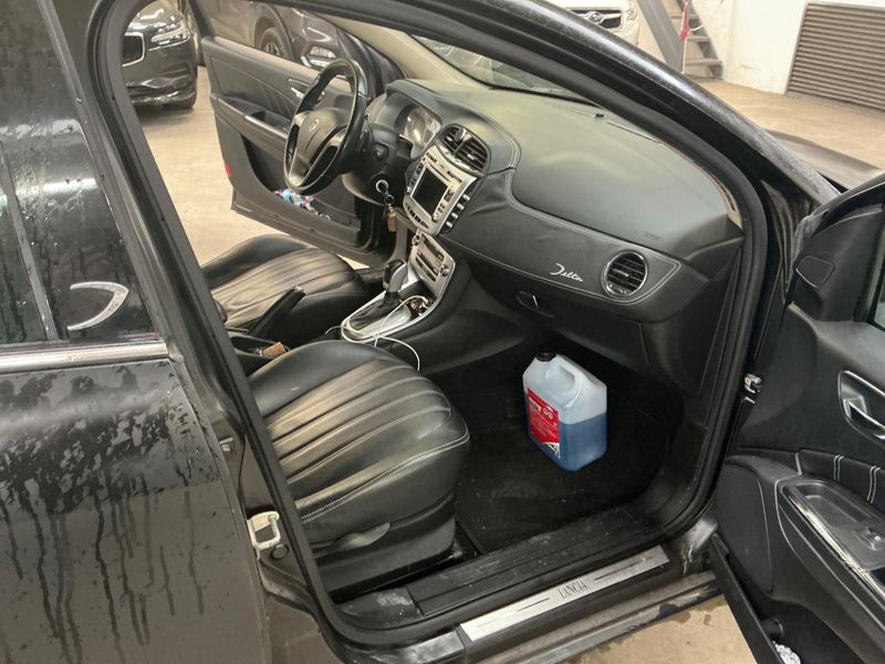Lancia Delta 1.8 Turbo Hardblack 2010 – снимка 3