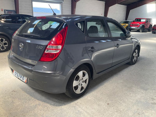 Hyundai i30 1.6 CRDi Pack Confort 2011 – снимка 2