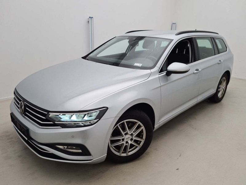 Volkswagen Passat 2.0 TDI Business 2023 – снимка 1