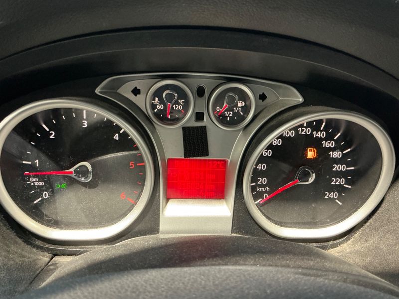 Ford Focus 1.6 TDCi Trend 2010 – снимка 4