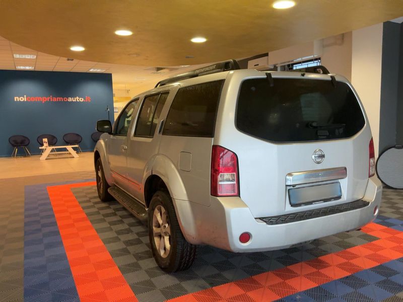 Nissan Pathfinder 2.5 dCi Platinum 2009 – снимка 6
