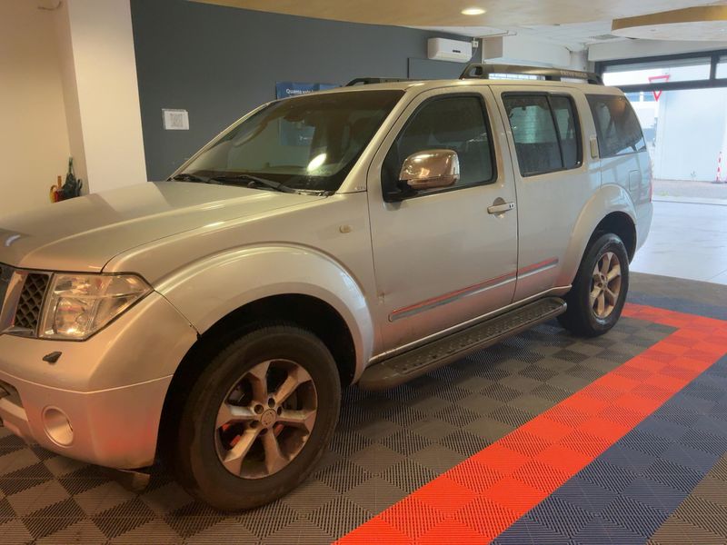 Nissan Pathfinder 2.5 dCi Platinum 2009 – снимка 2