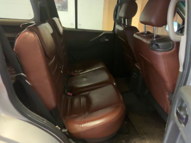 Nissan Pathfinder 2.5 dCi Platinum 2009 – снимка 19