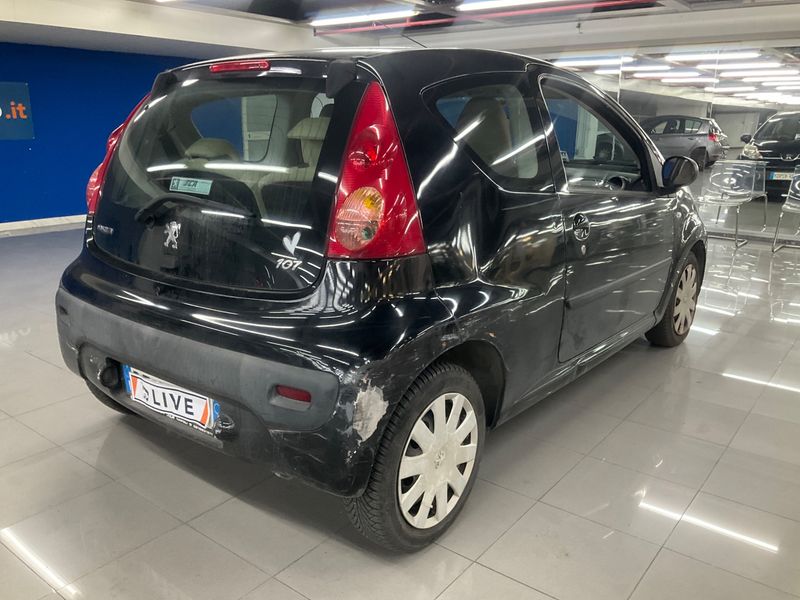 Peugeot 107 1.0 Plasir 2006 – снимка 2