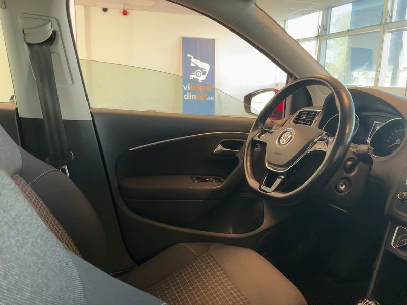 Volkswagen Polo 1.2 TSI Comfortline BlueMotion Tech 2014 – снимка 17