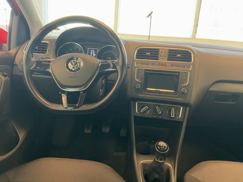 Volkswagen Polo 1.2 TSI Comfortline BlueMotion Tech 2014 – снимка 18