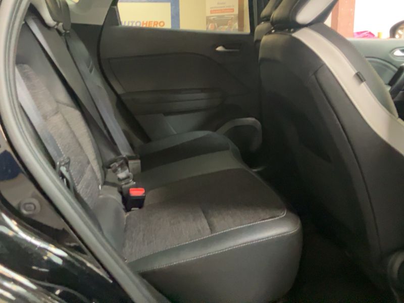 Renault Captur 1.6 Hybrid E-Tech Techno 2024 – снимка 19