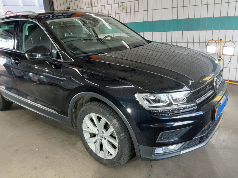 Volkswagen Tiguan 2.0 TDI Comfortline 4Motion BlueMotion Tech 2017 – снимка 12