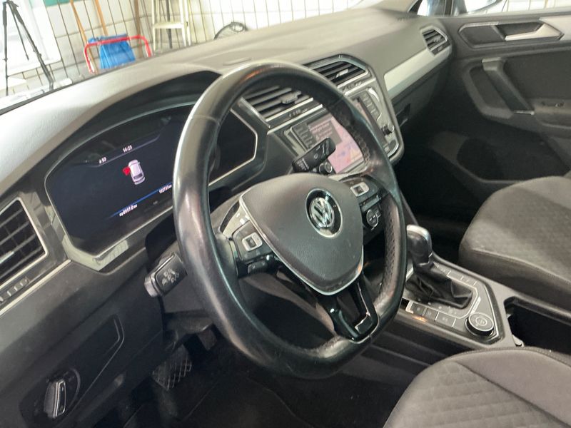 Volkswagen Tiguan 2.0 TDI Comfortline 4Motion BlueMotion Tech 2017 – снимка 40