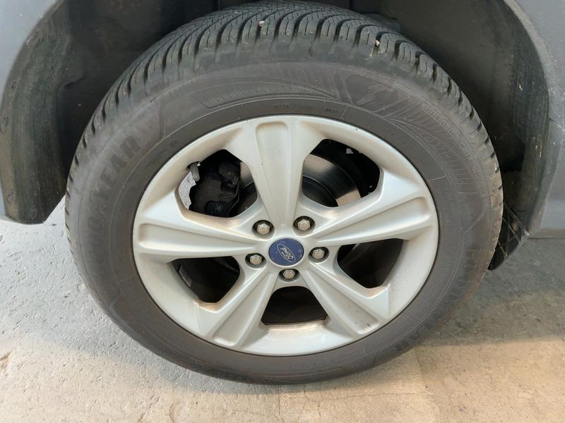 Ford Kuga 1.5 EcoBoost Trend 2015 – снимка 9