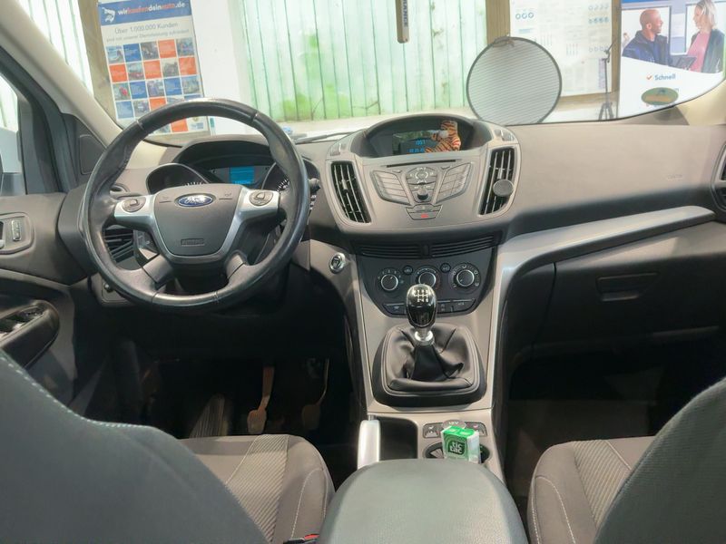Ford Kuga 1.5 EcoBoost Trend 2015 – снимка 17
