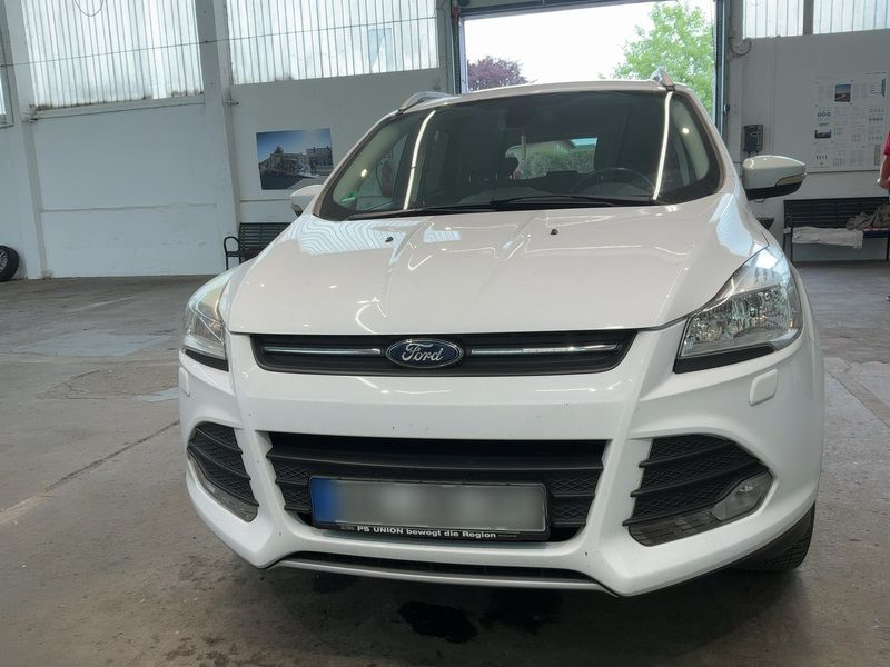 Ford Kuga 1.5 EcoBoost Trend 2015 – снимка 14