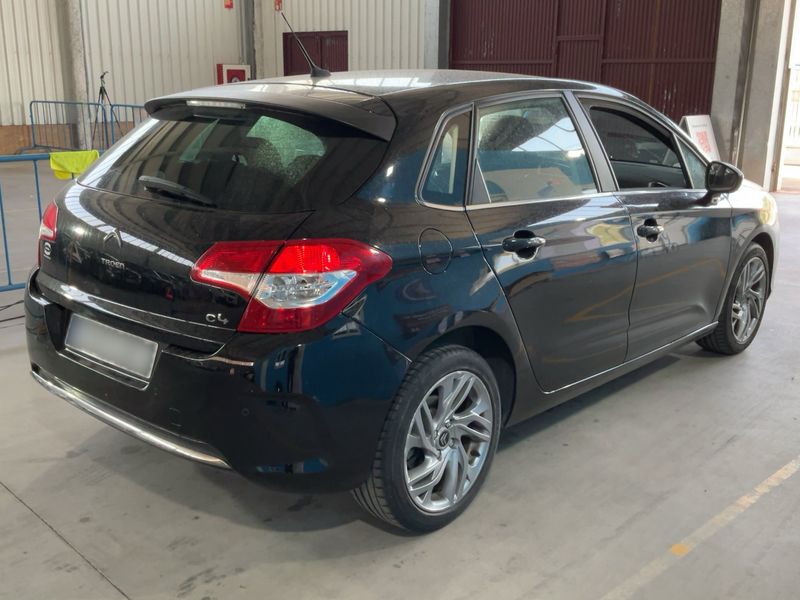 Citroen C4 1.2 e-THP Attraction 2014 – снимка 8