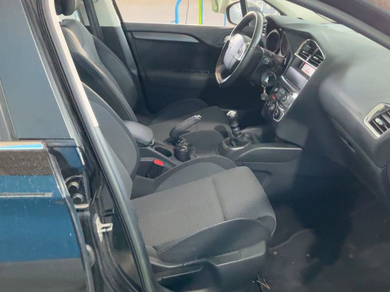 Citroen C4 1.2 e-THP Attraction 2014 – снимка 16